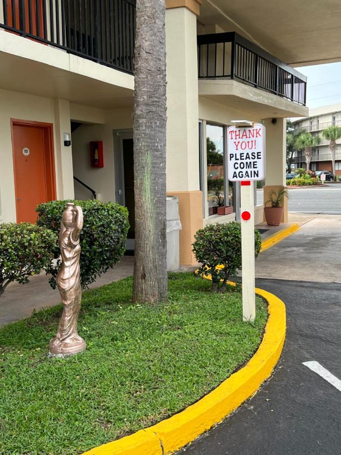 Hole Inn The Wall Hotel - Fort Walton Beach - Sunset Plaza - Nearby Beaches & Hurlburt Εξωτερικό φωτογραφία