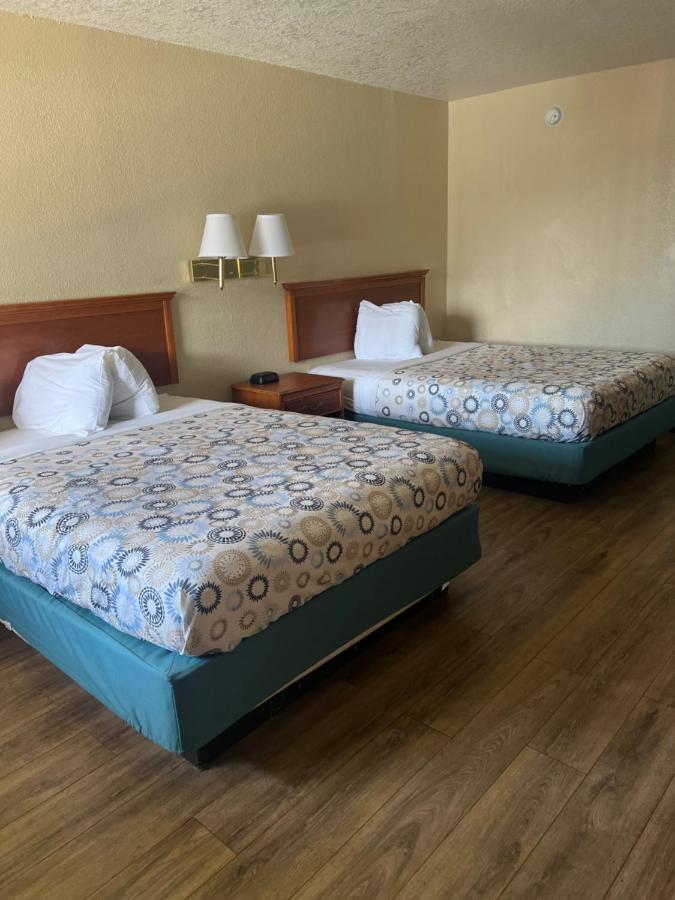 Hole Inn The Wall Hotel - Fort Walton Beach - Sunset Plaza - Nearby Beaches & Hurlburt Εξωτερικό φωτογραφία