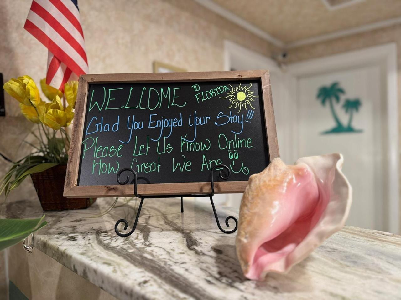 Hole Inn The Wall Hotel - Fort Walton Beach - Sunset Plaza - Nearby Beaches & Hurlburt Εξωτερικό φωτογραφία